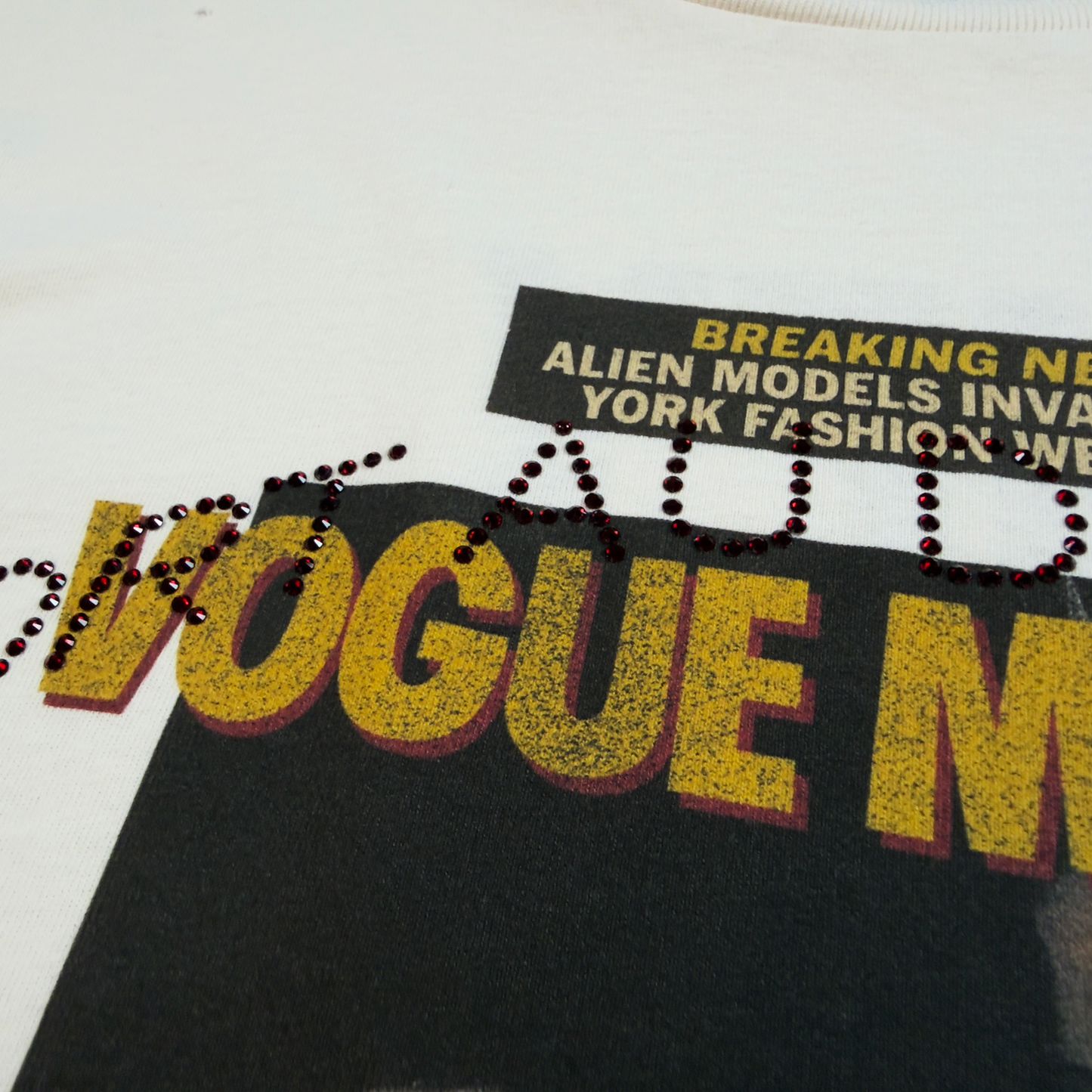 ALIEN MODELS TEE